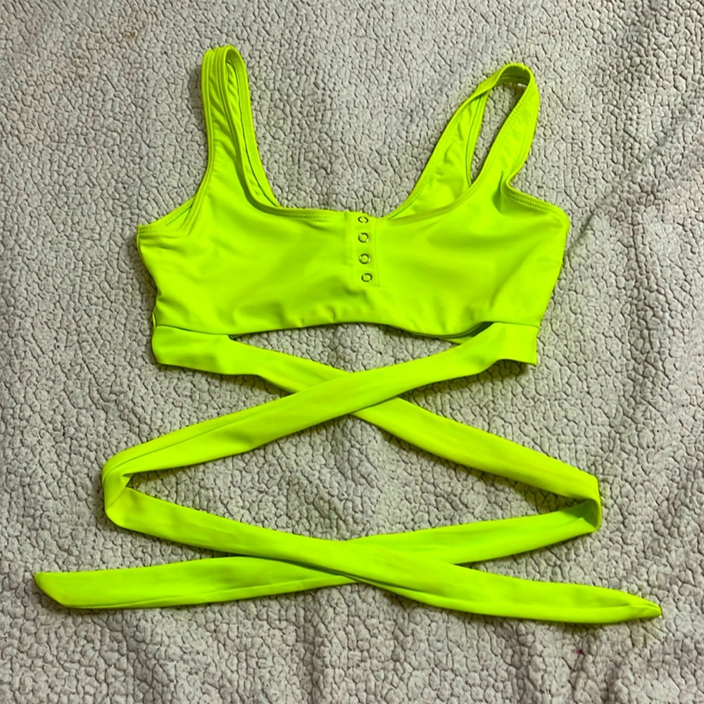 Neon green crop top M